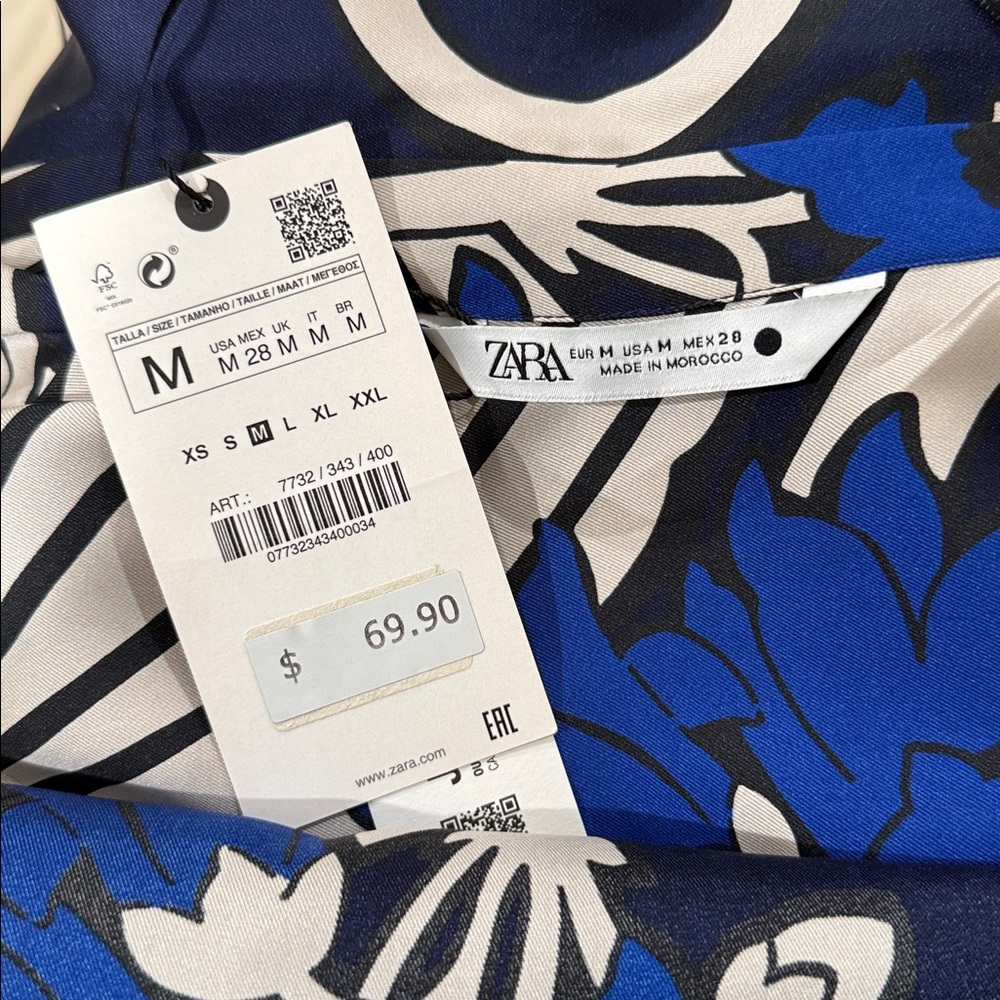 Zara Chic Navy and Cream Floral Dress - Picture 2 of 4